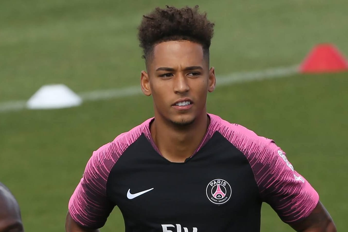 Hat in Paris einen Vertrag bis 2023: Thilo Kehrer.