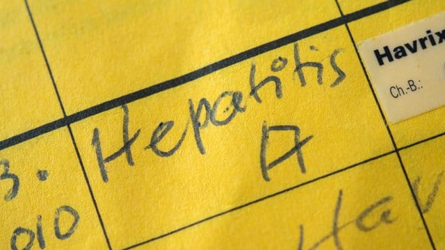 Die Impfung gegen Hepatitis A wird Personen empfohlen, die ein besonderes Ansteckungsrisiko haben.