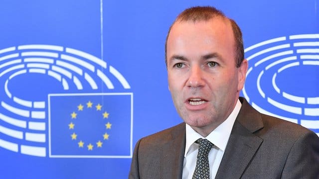 Manfred Weber bei der Bekanntgabe seiner Bewerbung um die Spitzenkandidatur der Europäischen Volkspartei. Manfred Weber bei der Bekanntgabe seiner Bewerbung um die Spitzenkandidatur der Europäischen Volkspartei.