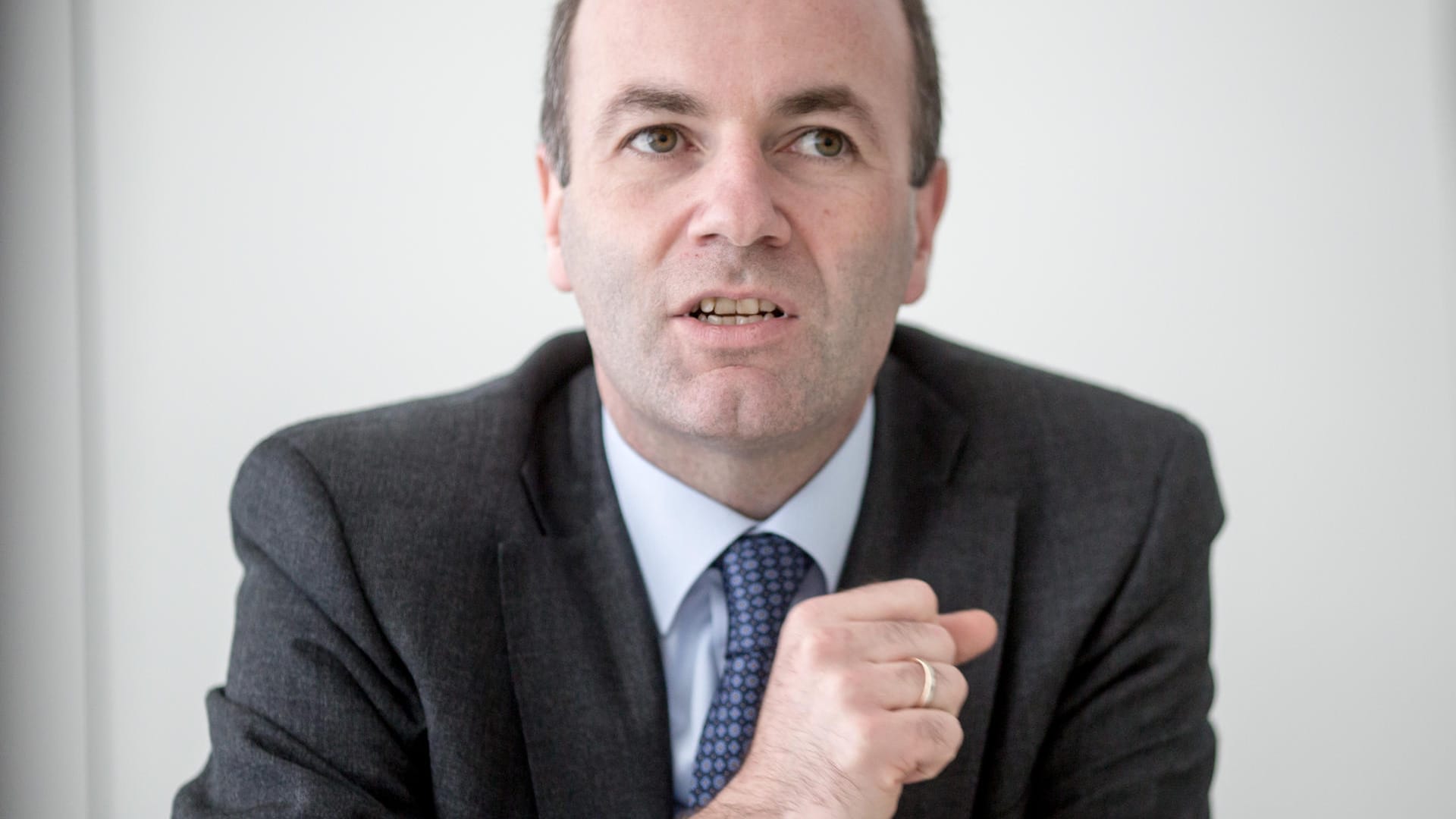 Manfred Weber: Weber will nach Informationen der Deutschen Presse-Agentur an diesem Mittwoch ankündigen, dass er sich um die Spitzenkandidatur für die Europawahl im Mai kommenden Jahres bewerben will.