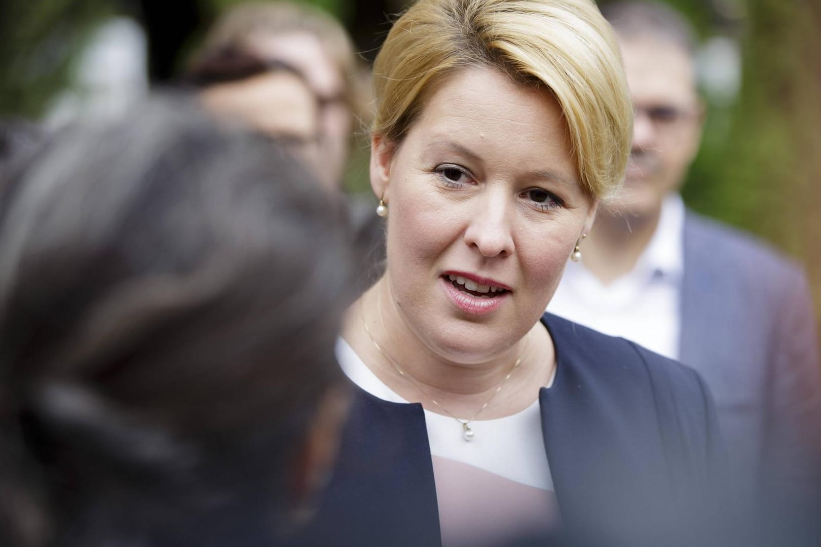 Bundesfamilienministerin Franziska Giffey: Sie prangerte nach ihrem Besuch in Chemnitz eine fortschreitende Entpolitisierung der Gesellschaft an.