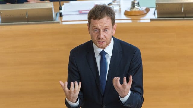 Ministerpräsident Michael Kretschmer kündigte Entschlossenheit im Kampf gegen den Rechtsextremismus an. Ministerpräsident Michael Kretschmer kündigte Entschlossenheit im Kampf gegen den Rechtsextremismus an.