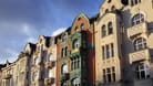 Wohnhäuser in der Kölner Südstadt: Das neue Mieterschutzgesetz beinhaltet neue Rechte für Mieter und schärfere Regeln für Vermieter.