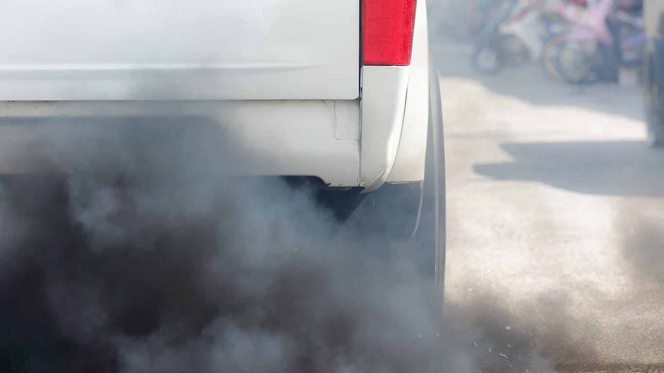 Dieselabgase verschmutzen die Luft: Nach Überzeugung von Forschern der Weltgesundheitsorganisation zählen Dieselabgase zu den krebserregenden Stoffen.
