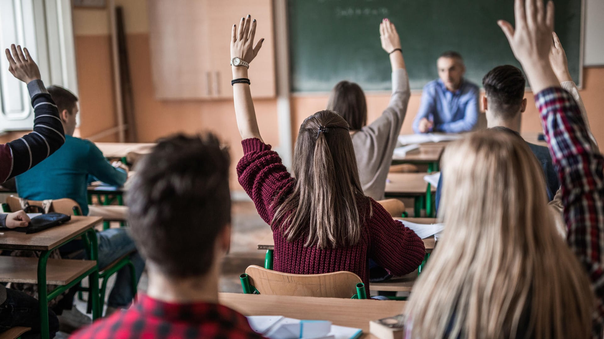 Unterricht: An vielen Schulen in Deutschland herrscht Lehrermangel.