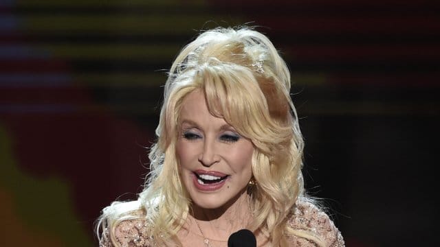 Dolly Parton bei der Verleihung der 23.