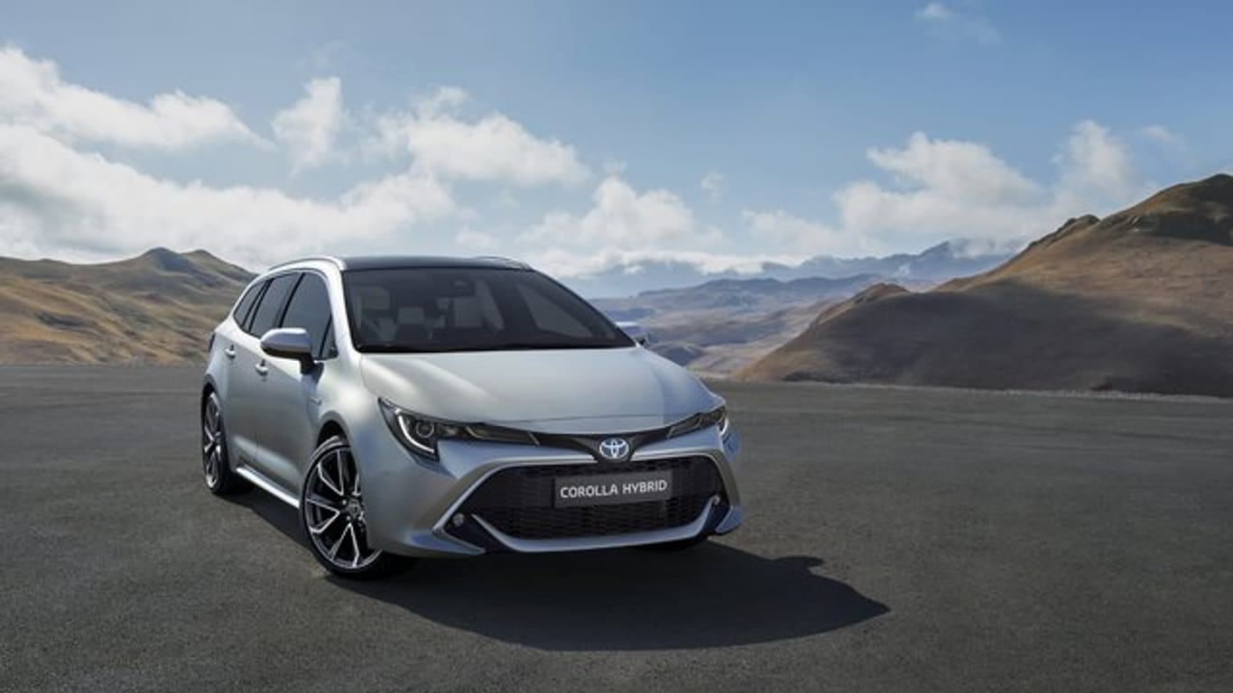 Touring Sports: Für den neuen Corolla bietet Toyota auch Hybridantrieb an.