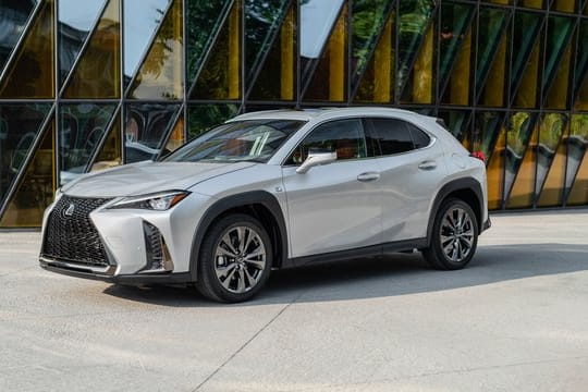Das kompakte SUV von Lexus hört auf den Namen UX und geht im März 2019 in den Verkauf.