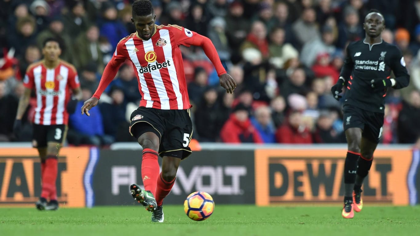 Wieder zurück: Papy Djilobodji im Trikot des FC Sunderland.