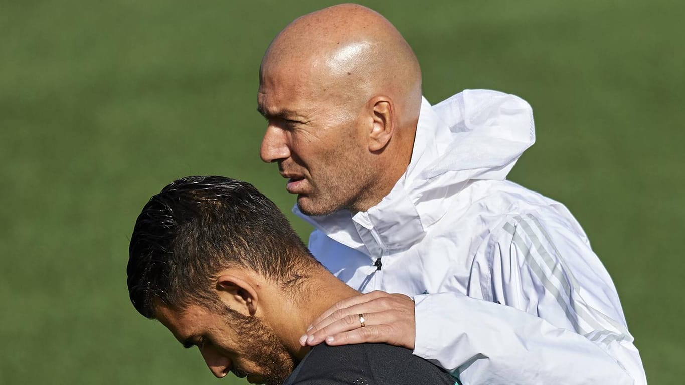 Äußerte Kritik: Reals Dani Ceballos (l.) hatte seine Probleme mit Ex-Coach Zinedine Zidane.
