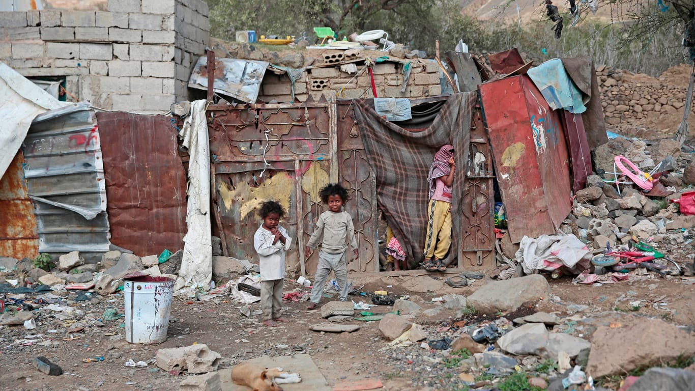 Vertriebene Kinder im Jemen: Mehr als 10.000 Menschen sind im Bürgerkrieg im Jemen umgekommen.