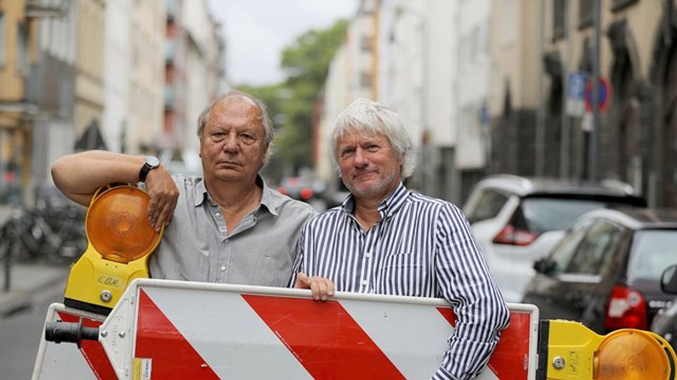 Jürgen Becker (r) und Wilfried Schmickler, Kabarettisten der "Mitternachtsspitzen".