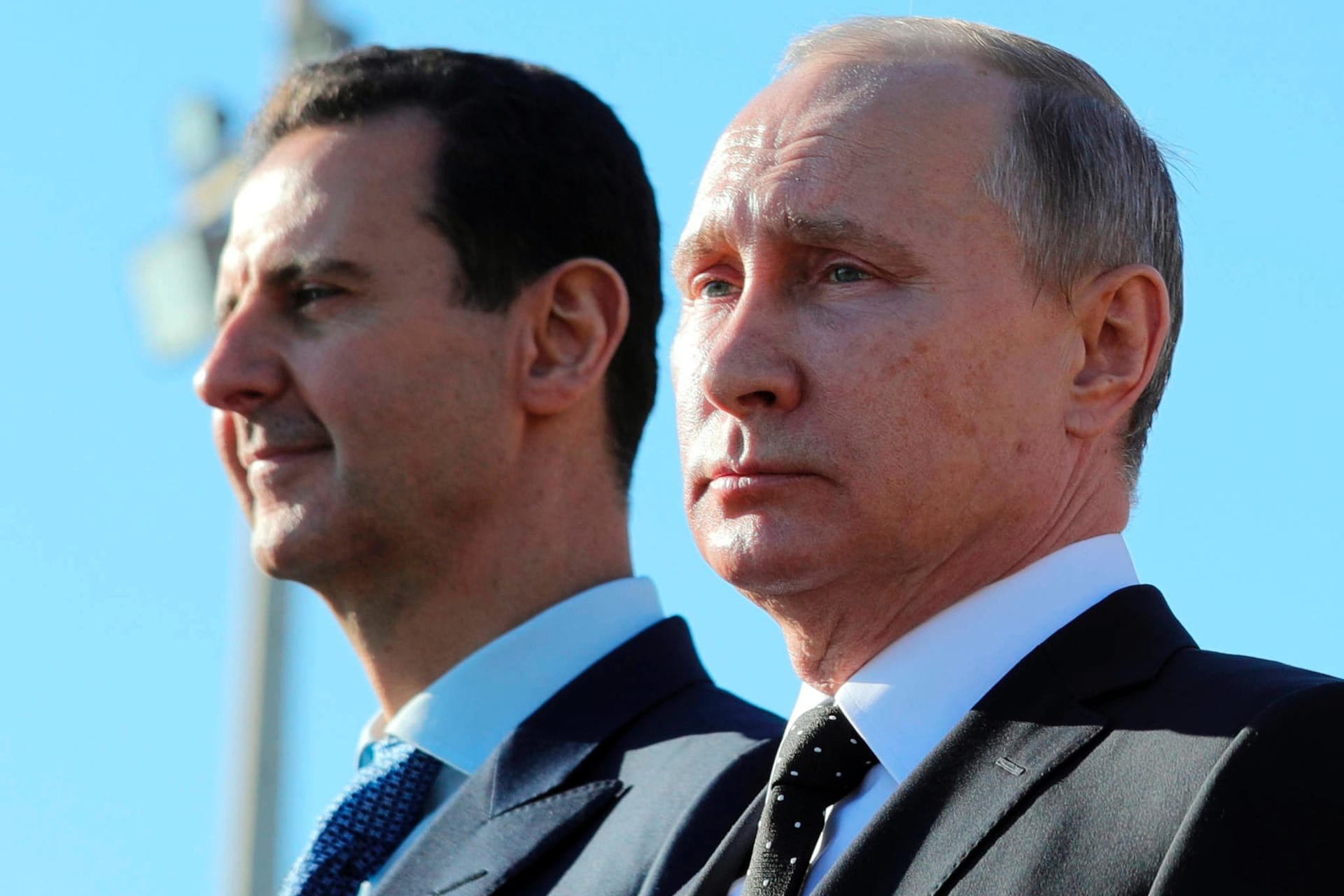 Wladimir Putin und Baschar al-Assad: Vor einer geplanten Großoffensive der syrischen Regierung auf Idlib haben internationale Stimmen vor einer humanitäre Katastrophe gewarnt.