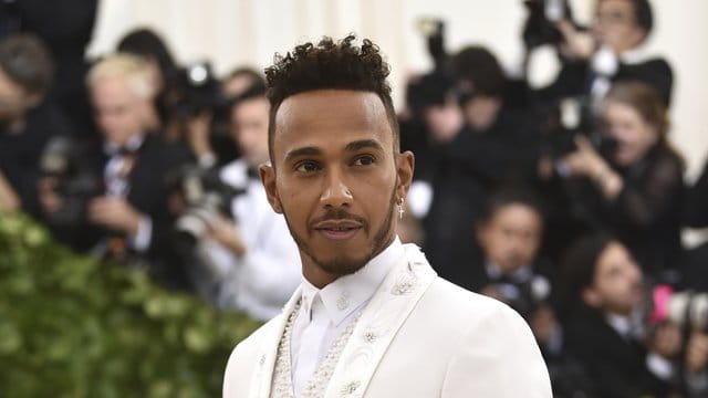 Mode spielt im Leben von Lewis Hamilton eine große Rolle.