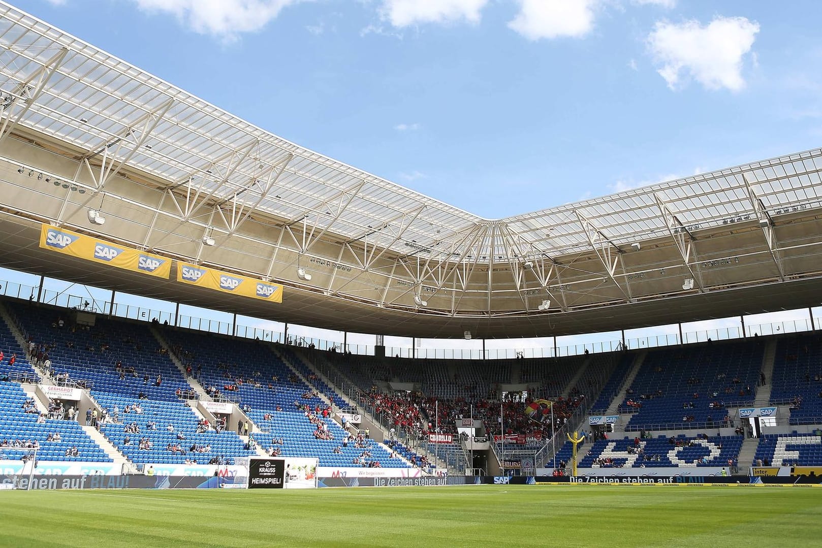 Die Rhein-Neckar-Arena in Sinsheim: Hier spielt die deutsche Nationalmannschaft am Sonntag gegen Peru.