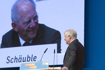 Kleiner Rüffel: Bundestagspräsident Wolfgang Schäuble (CDU) beanstandet, wie die CSU den im Ministerium gefertigten Masterplan vereinnahmte (Archivfoto).