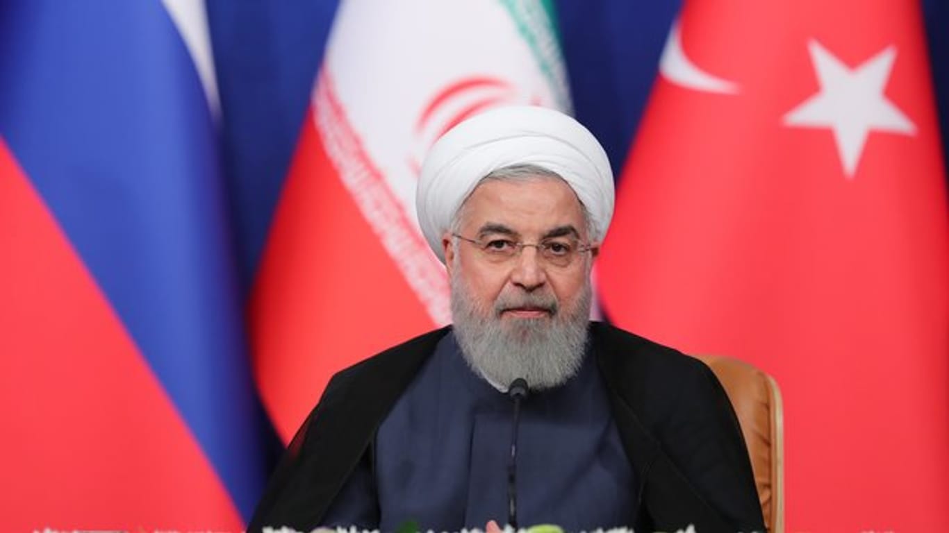Hassan Ruhani, Präsident des Iran, bei einer Pressekonferenz.
