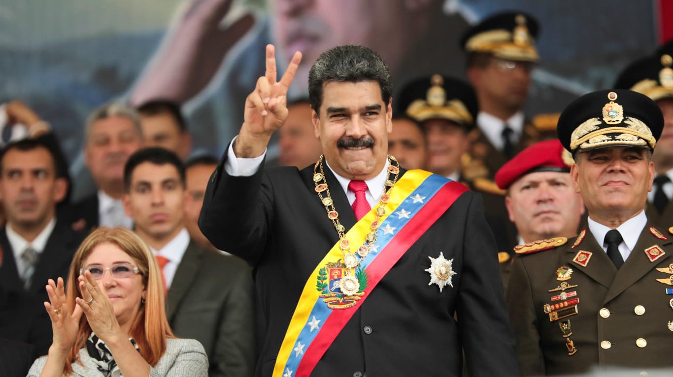 Nicolás Maduro: Venezuelas Präsident ist laut eigener Aussage im August einem Anschlag entgangen.