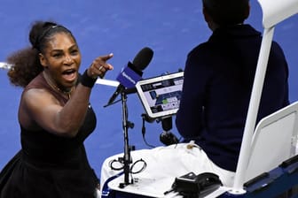 Ein ums andere Mal wütete Serena Williams gegen Schiedsrichter Carlos Ramos, warf ihm sogar Sexismus vor.