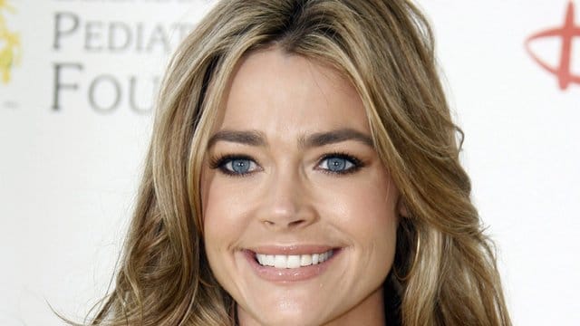 Denise Richards ist wieder verheiratet.