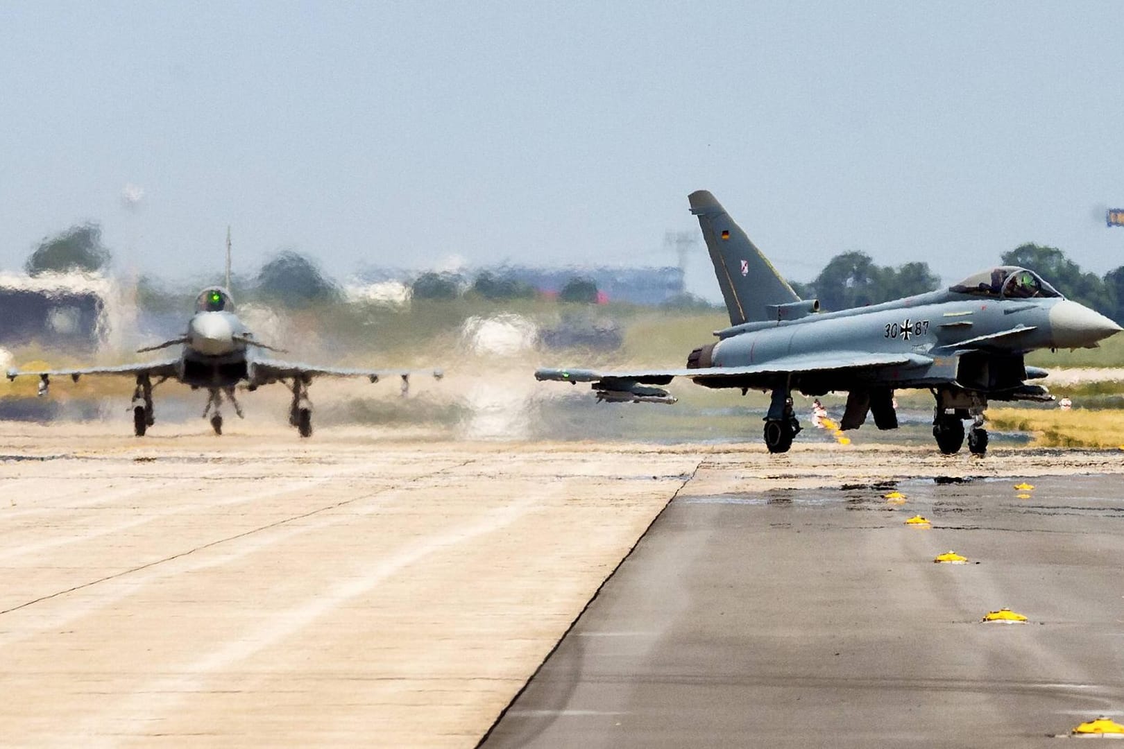 Eurofighter der Bundeswehr: Achtmal waren die Kampfjets seit 2001 im deutschen Luftraum bei Terrorverdachtsfällen im Einsatz.
