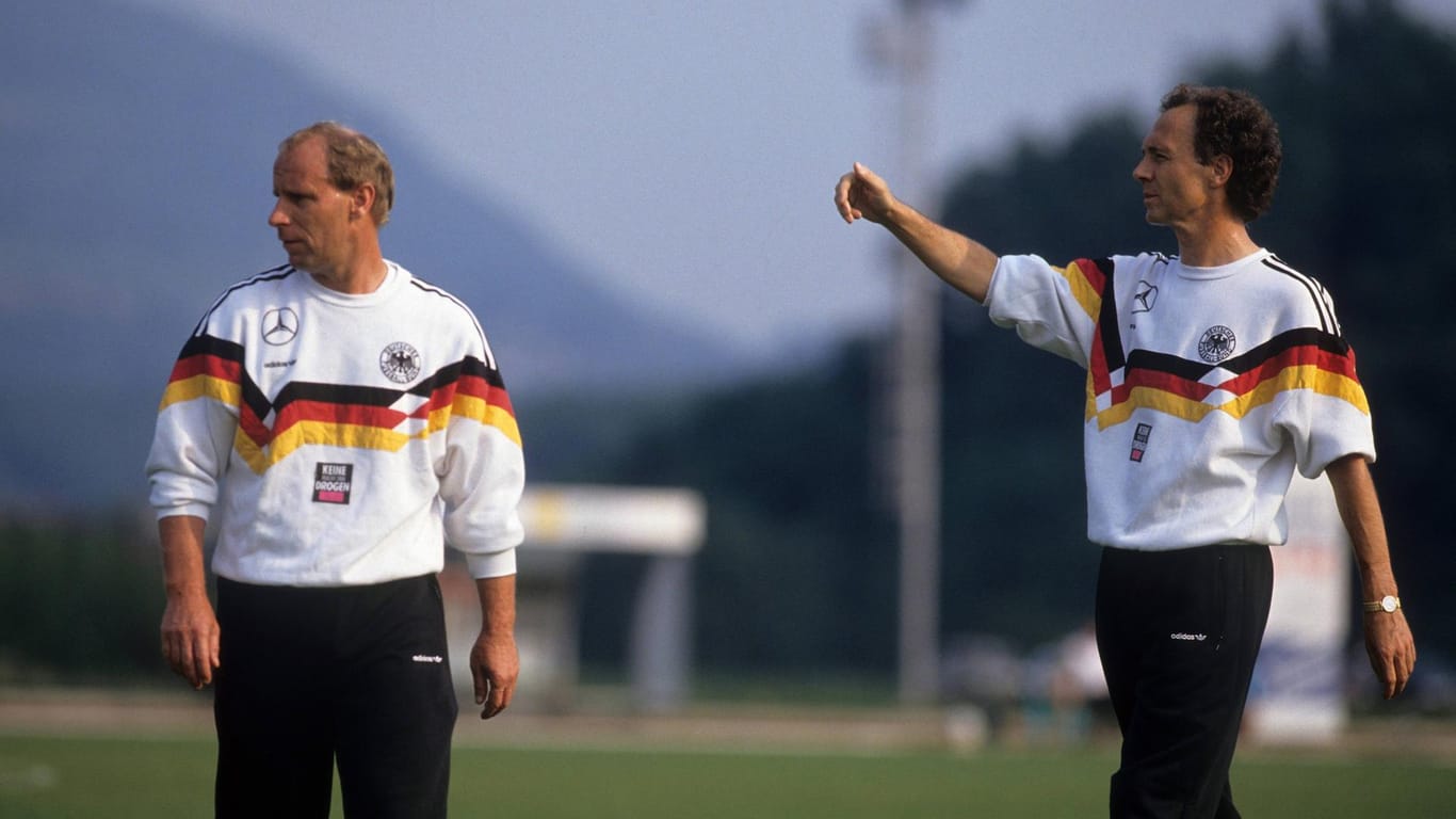 Führten Deutschland 1990 zum WM-Titel: Co-Trainer Berti Vogts (l.) und Teamchef Franz Beckenbauer.