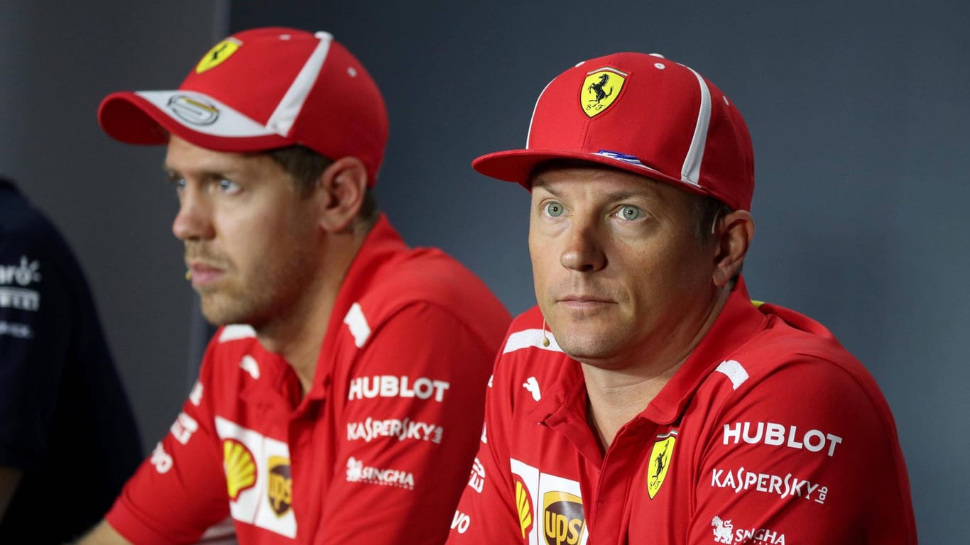 Kimi Räikkönen (rechts) und Sebastian Vettel fahren seit 2015 gemeinsam für Ferrari.