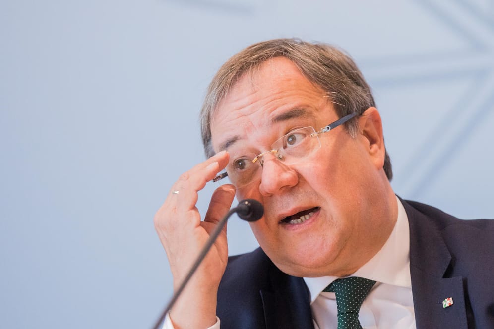 Armin Laschet: Der Ministerpräsident von NRW hat sich mit Kritik zu Maaßens Kommentaren geäußert.