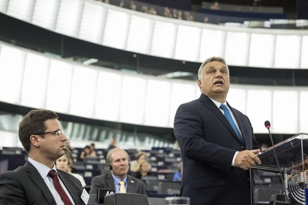 Ungarns Ministerpräsident Viktor Orban hält eine Rede vor dem Europäischen Parlament in Straßburg.