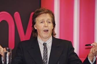Ein ungewöhnliches Gespann: Paul McCartney hat mit Kanye West musiziert.