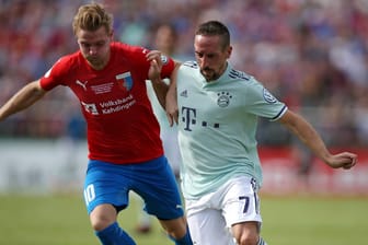 Franck Ribéry (rechts) und seine Teamkollegen behaupteten sich in der ersten Runde gegen den SV Drochtersen Assel. In der nächsten Runde geht es gegen Rödinghausen.