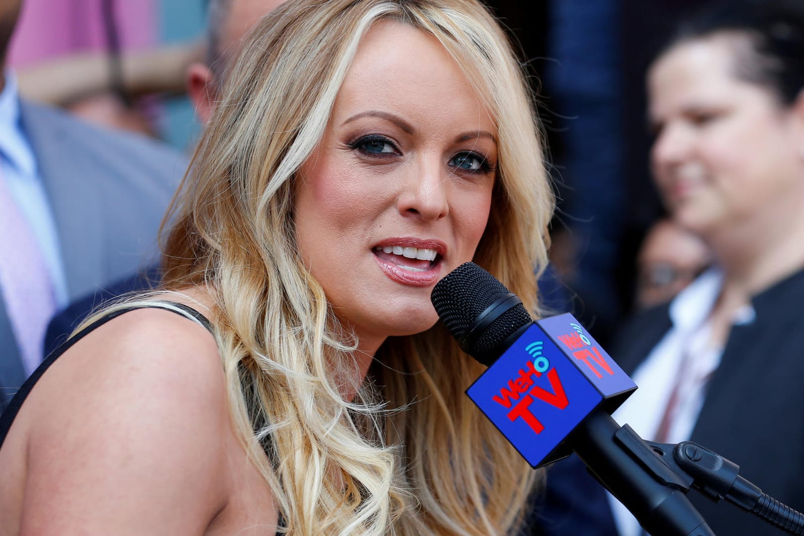 Stormy Daniels: Die Pornodarstellerin will in einem Buch über ihre angebliche Affäre mit Donald Trump auspacken.