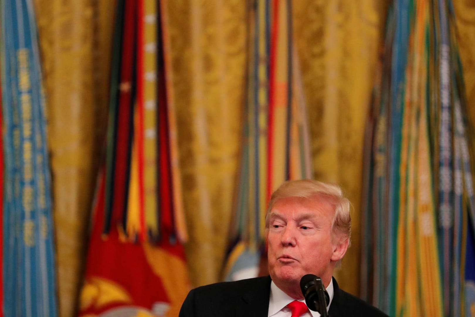 Donald Trump: Der US-Präsident setzt mit einem neuen Dekret ein Zeichen gegen Wahlkampfbeeinflussung.