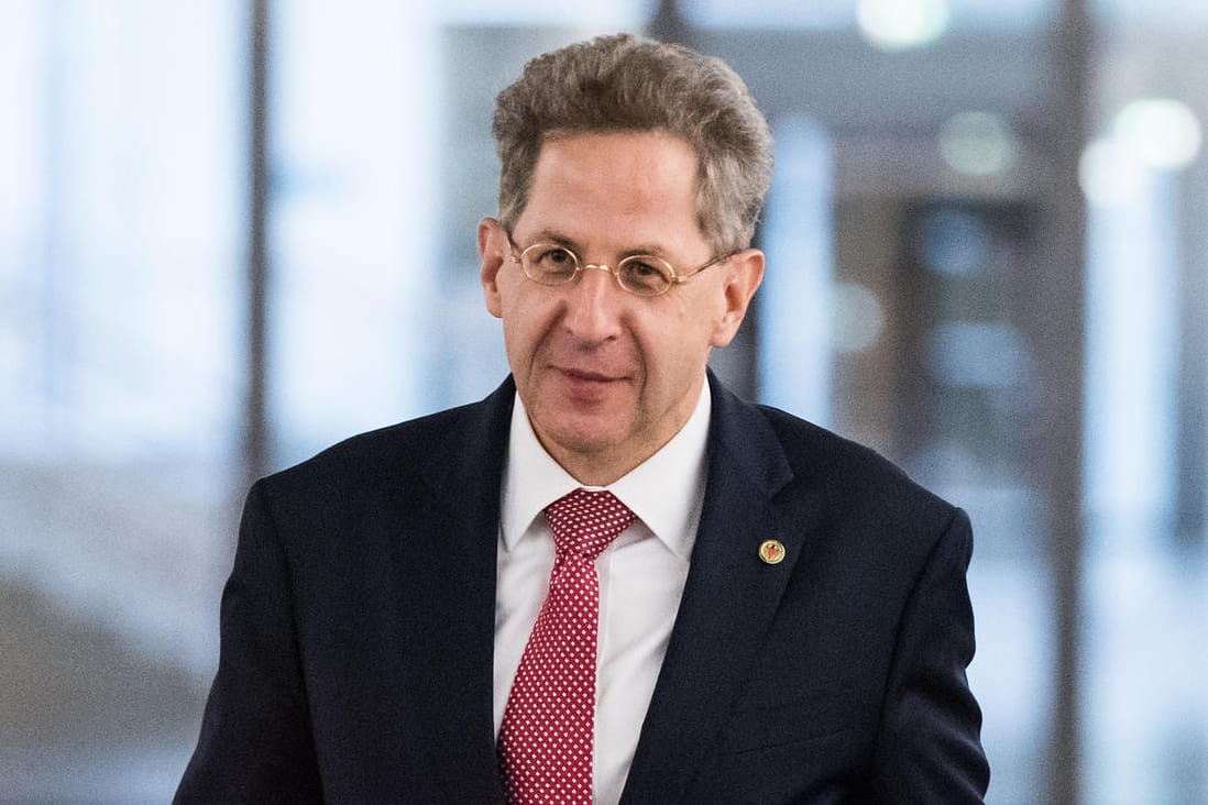 Hans-Georg Maaßen: Der Präsident des Bundesamts für Verfassungsschutz soll Informationen an die AfD weitergegeben haben.