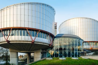 Der Europäische Gerichtshof für Menschenrechte in Straßburg: Das Gericht hat die massenhafte Ausspähung durch britische Geheimdienste verurteilt.