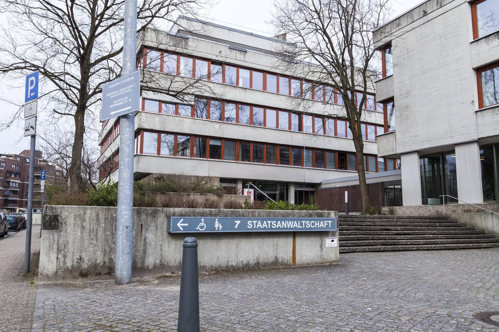 Die Staatsanwaltschaft in Oldenburg: Fast 100 Menschen soll ein ehemaliger Krankenpfleger umgebracht haben.