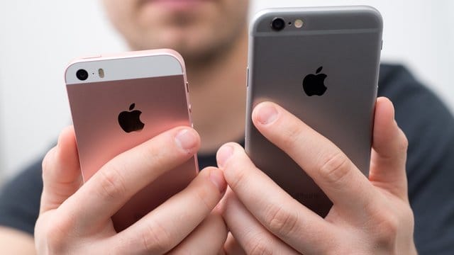 Tschüss iPhone SE (links) und iPhone 6S (rechts): Mit der Einführung der neuen iPhone-X-Reihe nimmt Apple die Modelle von 2015 und 2016 aus dem Apple Store.