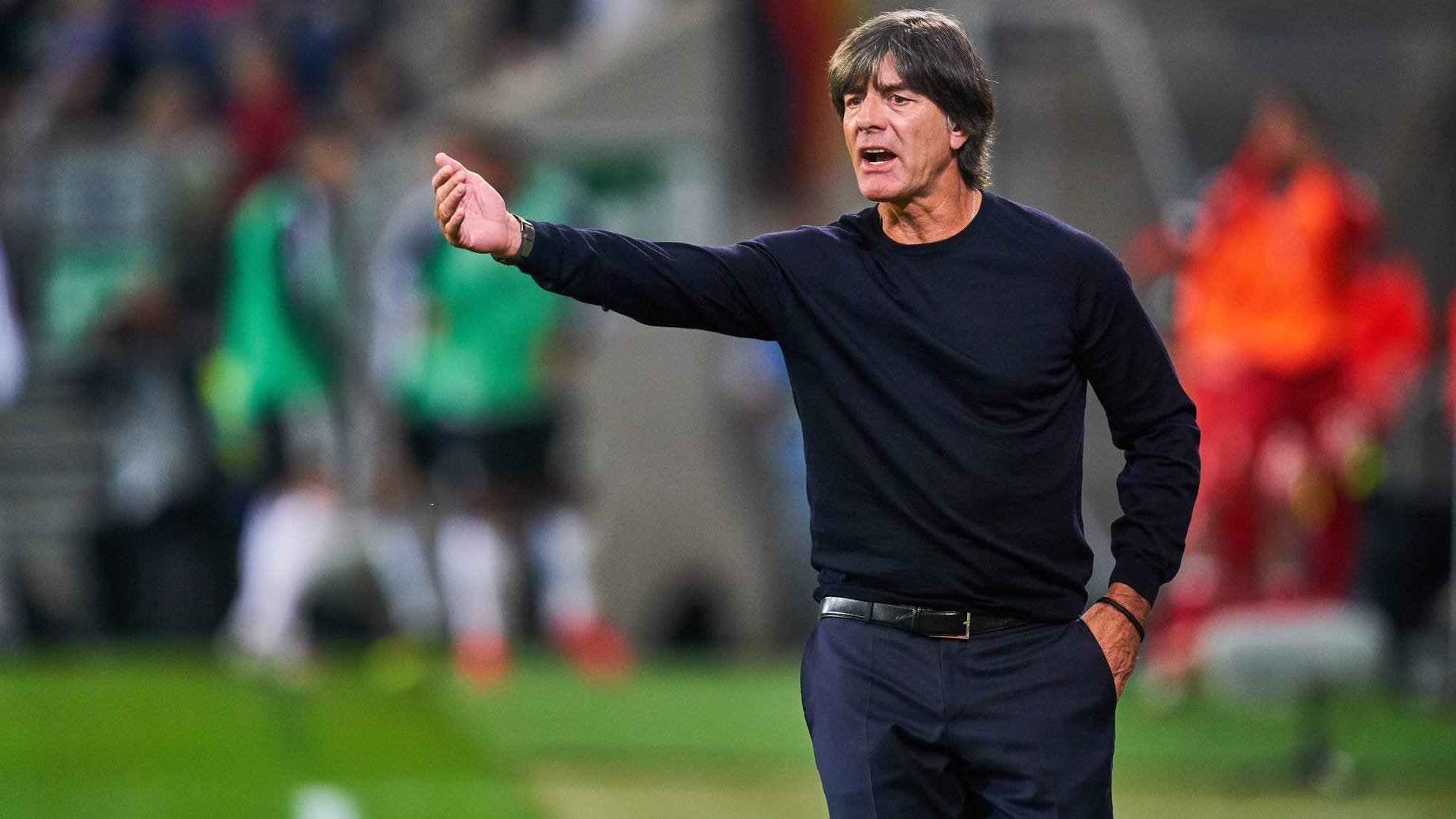 Unglückliche Figur: Joachim Löw muss den "Umbruch" beim DFB verantworten. Unglückliche Figur: Joachim Löw muss den "Umbruch" beim DFB verantworten.