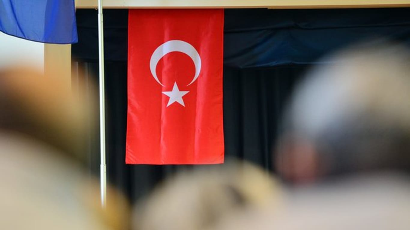 Nach offiziellen Angaben sitzen zurzeit sieben Deutsche "aus politischen Gründen" in türkischen Gefängnissen.
