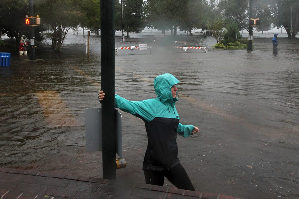 Überflutete Straßen in New Bern: Die US-Ostküste erwartet die Ankunft von Hurrikan "Florence".