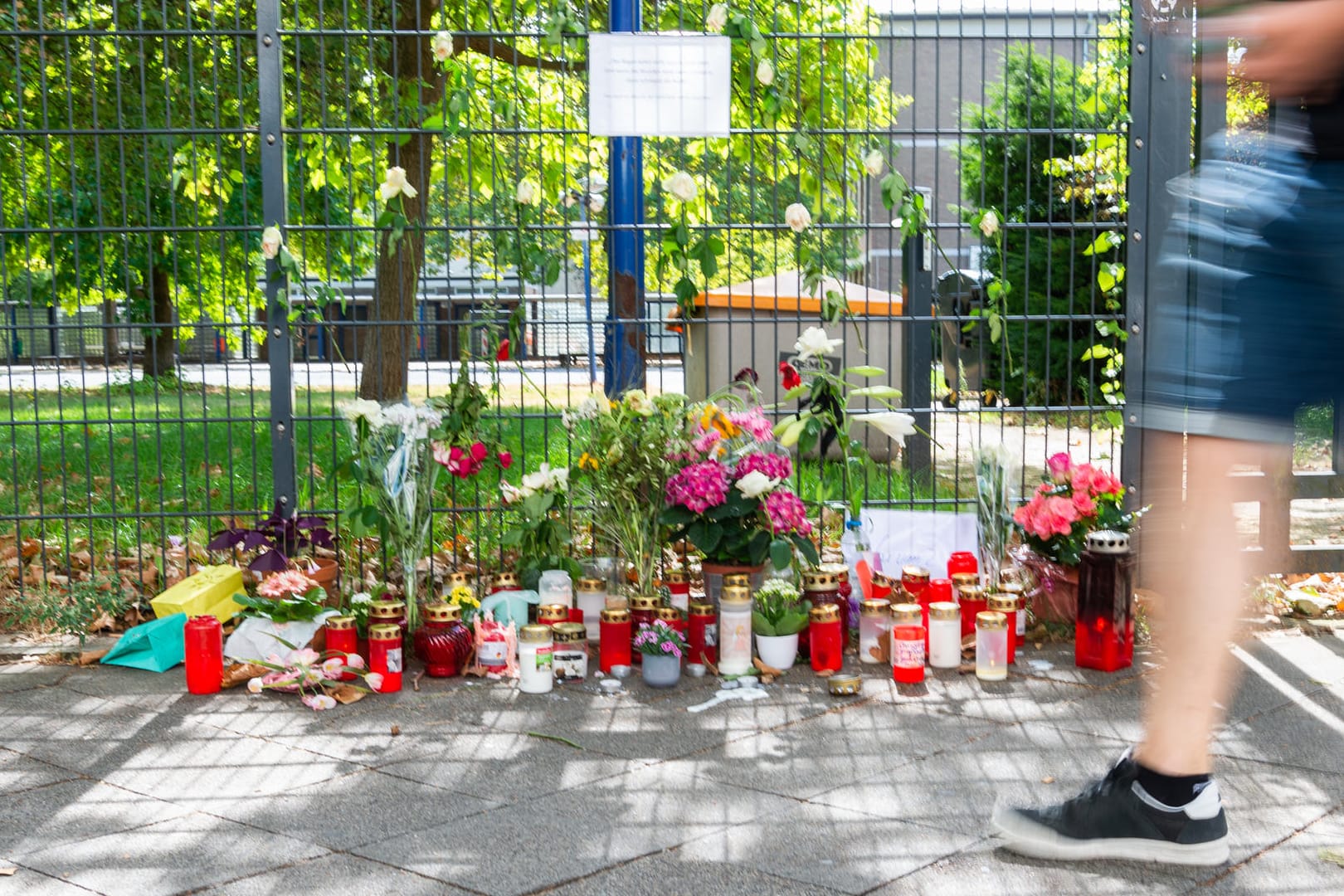 Der Tatort in Düsseldorf: Hier war eine Frau von einem Mann erstochen worden.