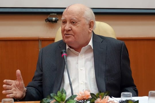 Der frühere sowjetische Präsident Michail Gorbatschow bei der Vorstellung seines neuen Buchs in Moskau.