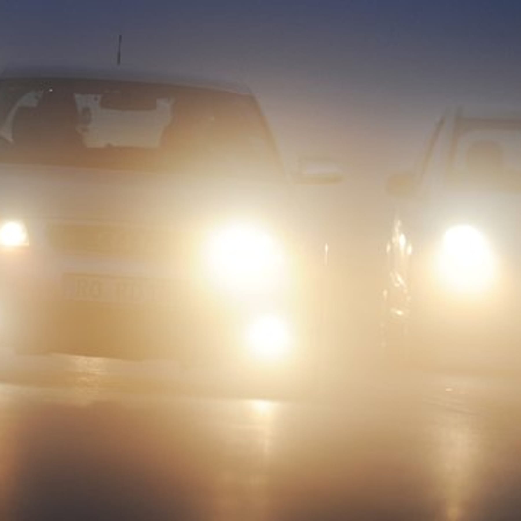 https://images.t-online.de/2021/05/84449134v1/140x0:360x360/fit-in/1800x0/es-werde-licht-je-besser-die-lichtanlage-desto-sicherer-koennen-autofahrer-in-den-herbst-und-winter-starten.jpg