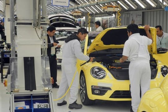 Der VW Beetle wird in Puebla gefertigt.
