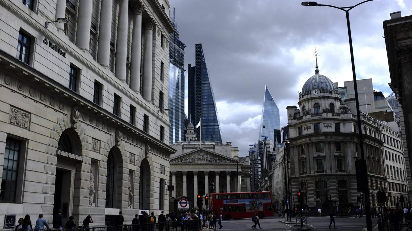 Die Bank of England in London: Das Institut befürchtet einen Immobiliencrash.