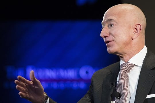 Jeff Bezos will sich um Kindergärten und Obdachlose kümmern.