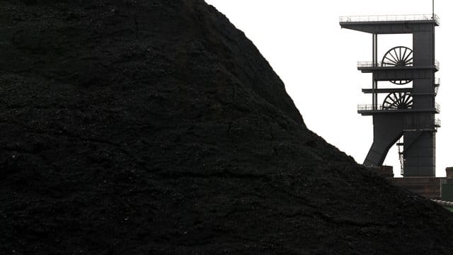 Förderturm der Zeche Prosper-Haniel in Bottrop: In Nordrhein-Westfalen endet der Steinkohleabbau. Förderturm der Zeche Prosper-Haniel in Bottrop: In Nordrhein-Westfalen endet der Steinkohleabbau.