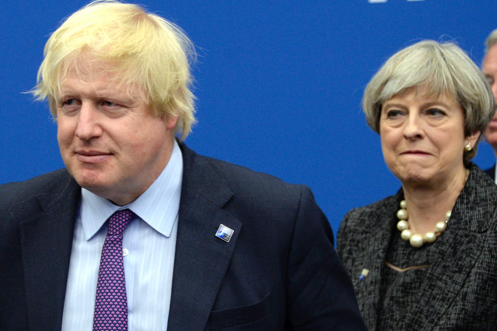 Boris Johnson und Theresa May: Wie lange kann sich die Premierministerin noch an der Macht halten?