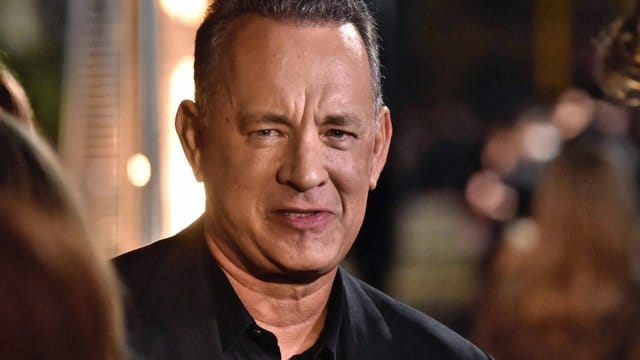Tom Hanks hat sich von einem Wunschprojekt verabschiedet, einem Film über Sänger Dean Reed. Tom Hanks hat sich von einem Wunschprojekt verabschiedet, einem Film über Sänger Dean Reed.
