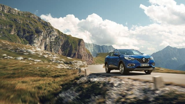 Renault verpasst seinem kompakten SUV Kadjar eine Auffrischung, die Anfang 2019 auf den Markt kommen soll. Renault verpasst seinem kompakten SUV Kadjar eine Auffrischung, die Anfang 2019 auf den Markt kommen soll.